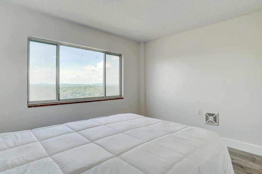גדסדן Newly Renovated 1 Bedroom Apartment Near Downtown מראה חיצוני תמונה