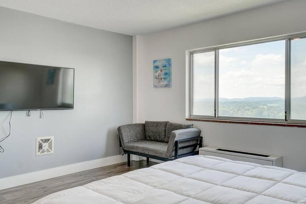 גדסדן Newly Renovated 1 Bedroom Apartment Near Downtown מראה חיצוני תמונה